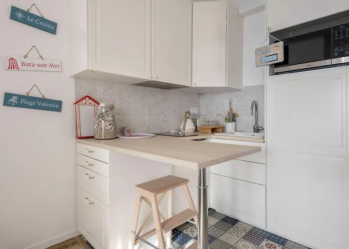 800m De La - 3 Adultes Et 1 Enfant *